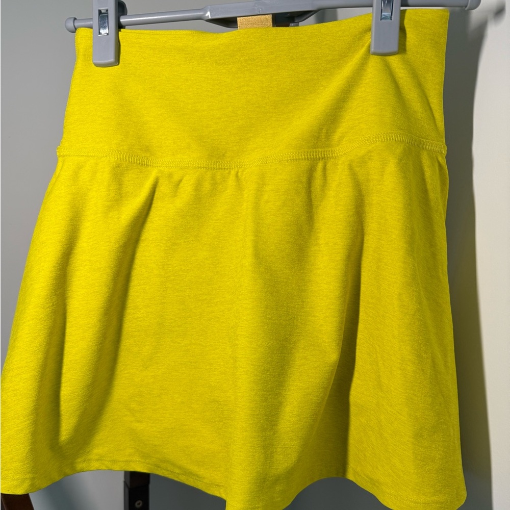 Beyond Yoga Spacedye Movement Bright Yellow A-Line tennis Skirt SIZE S